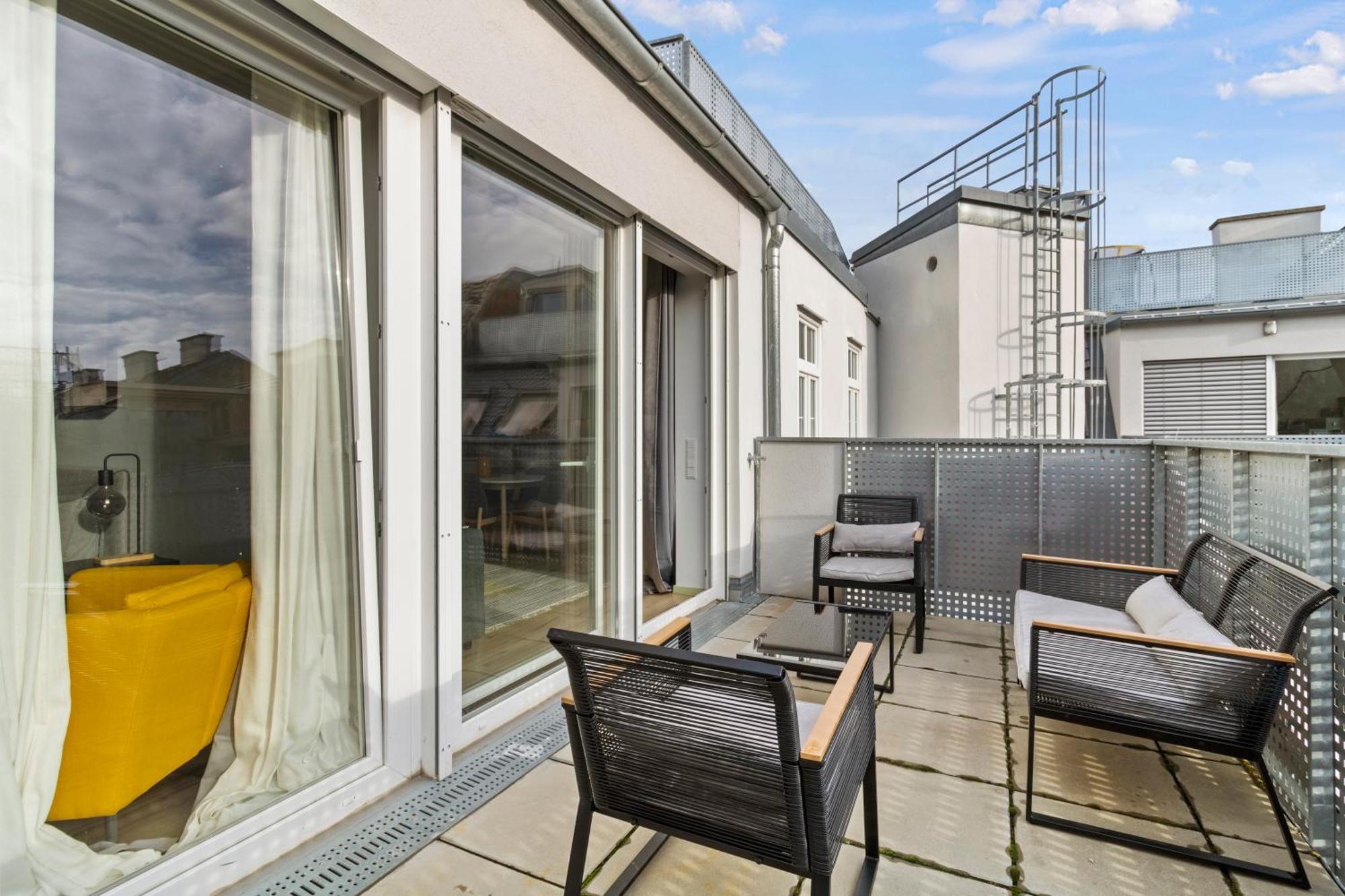 Terrace - 75 M² - Near Wiener Stadthalle מראה חיצוני תמונה